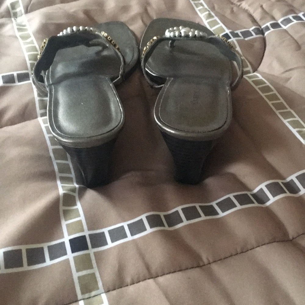 Sandals - Picture 5 of 8